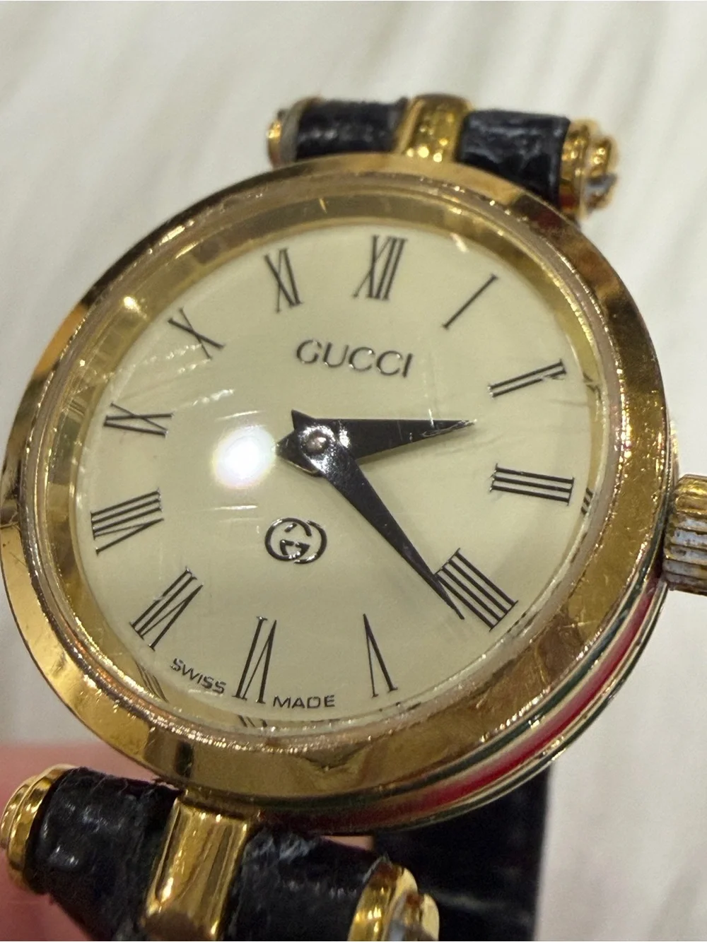 Gucci 2000L Sherry Line Gold Plated Swiss